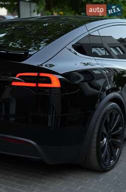 Позашляховик / Кросовер Tesla Model X 2022 в 