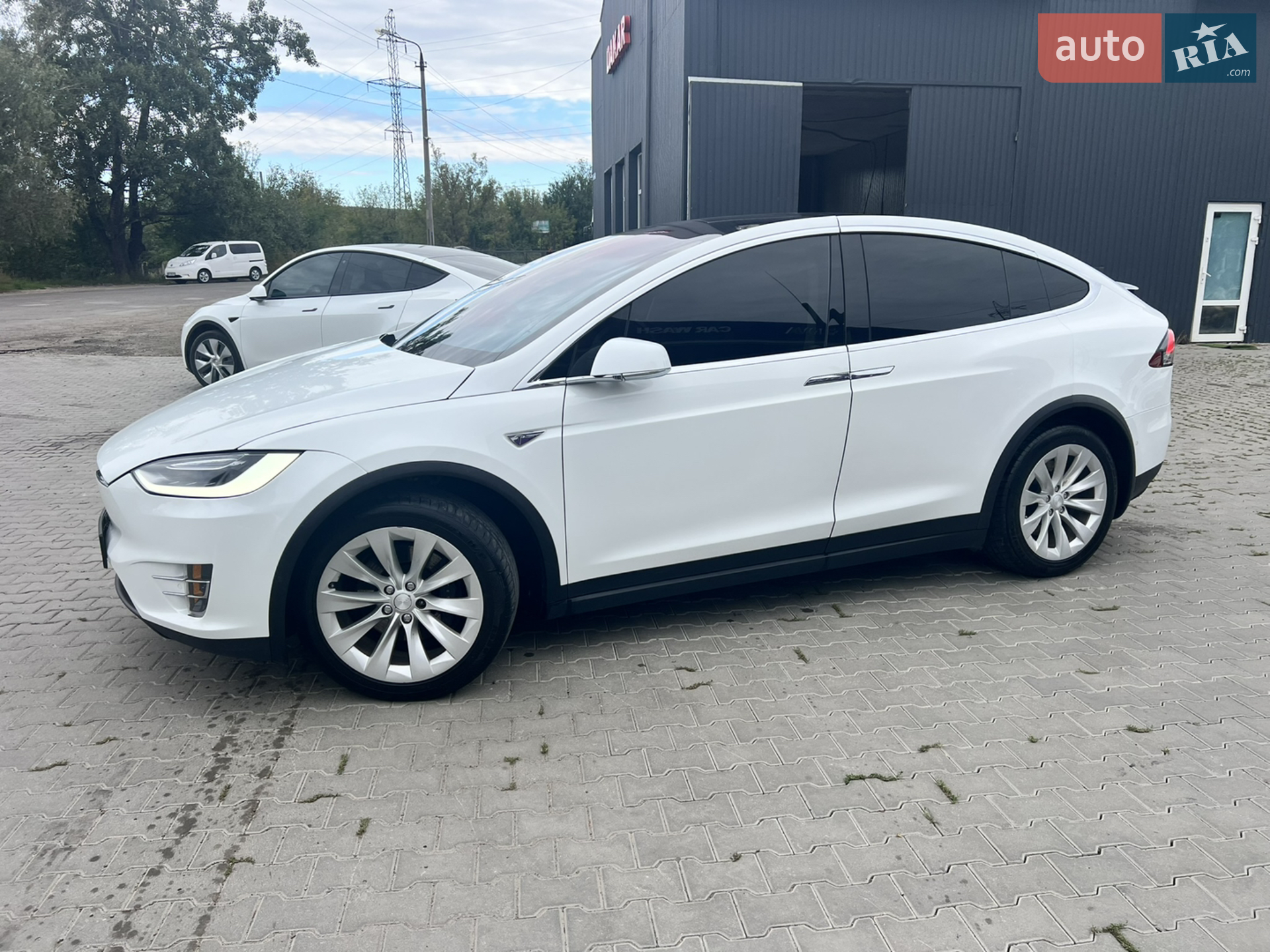 2016 Tesla Model X - мініатюра 2