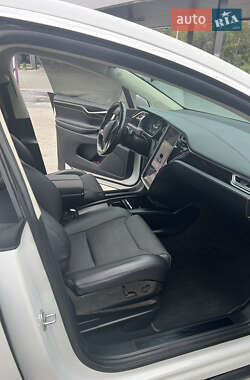 Внедорожник / Кроссовер Tesla Model X 2016 в 