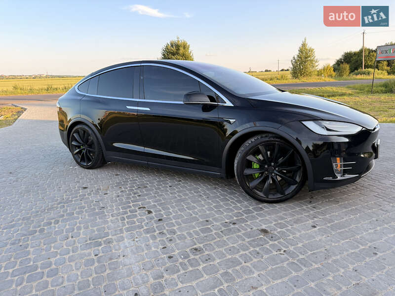 Позашляховик / Кросовер Tesla Model X 2018 в Дрогобичі