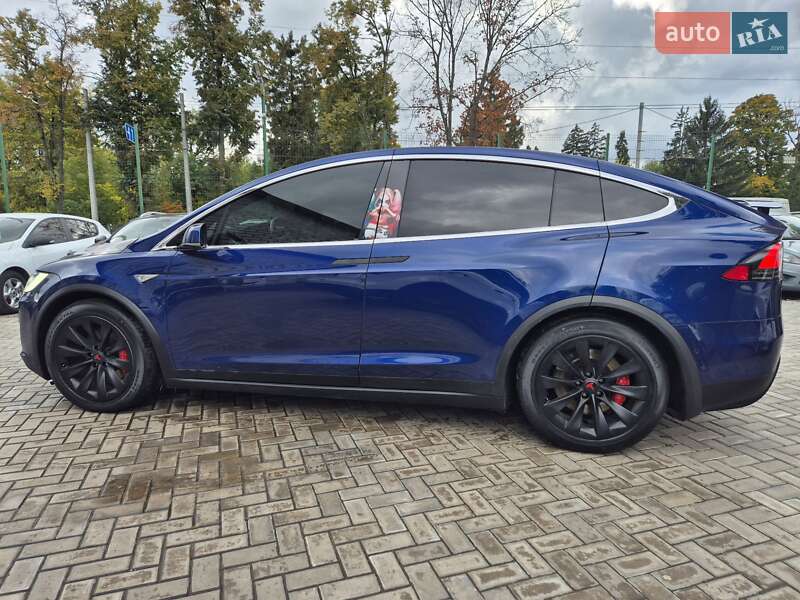 Позашляховик / Кросовер Tesla Model X 2016 в Сумах фото 10 Позашляховик / Кросовер Tesla Model X 2016 в Сумах