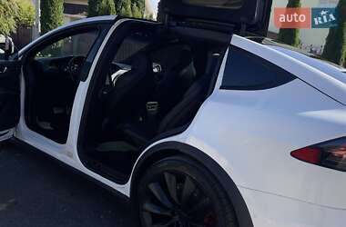 Позашляховик / Кросовер Tesla Model X 2019 в 