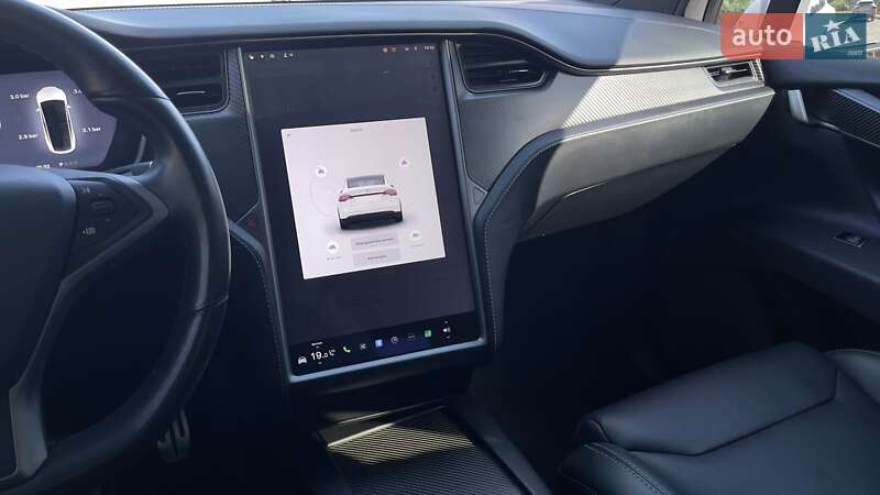 Позашляховик / Кросовер Tesla Model X 2019 в Києві фото 18 Позашляховик / Кросовер Tesla Model X 2019 в Києві