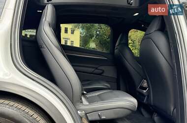 Позашляховик / Кросовер Tesla Model X 2022 в 