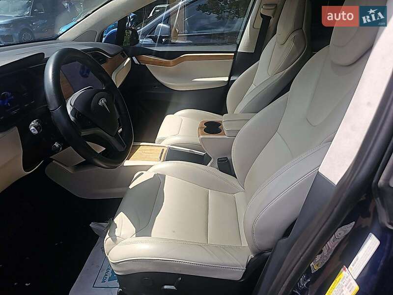Внедорожник / Кроссовер Tesla Model X 2018 в Киеве фото 6 Внедорожник / Кроссовер Tesla Model X 2018 в Киеве