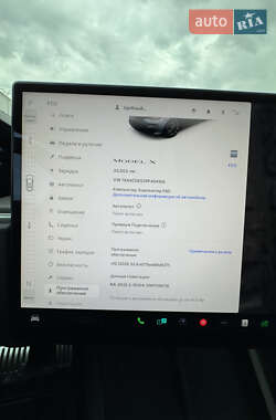 Позашляховик / Кросовер Tesla Model X 2024 в 