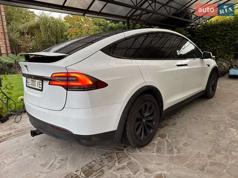 Внедорожник / Кроссовер Tesla Model X 2018 в Днепре