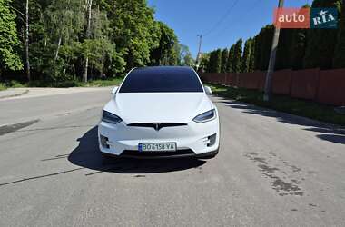 Позашляховик / Кросовер Tesla Model X 2016 в 