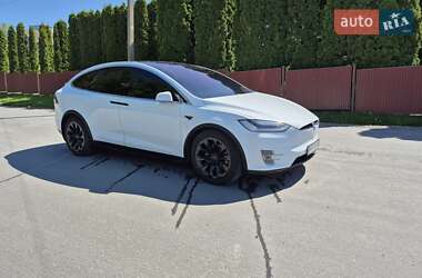 Позашляховик / Кросовер Tesla Model X 2016 в 