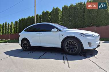 Позашляховик / Кросовер Tesla Model X 2016 в 