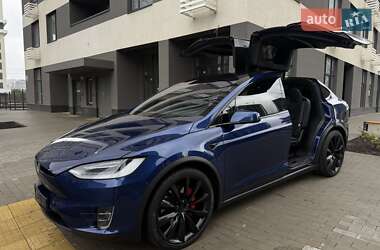 Позашляховик / Кросовер Tesla Model X 2019 в 