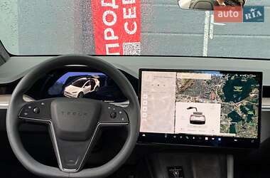 Позашляховик / Кросовер Tesla Model X 2023 в 