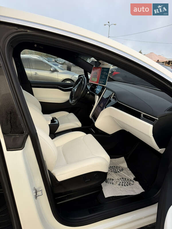 Внедорожник / Кроссовер Tesla Model X 2018 в Львове