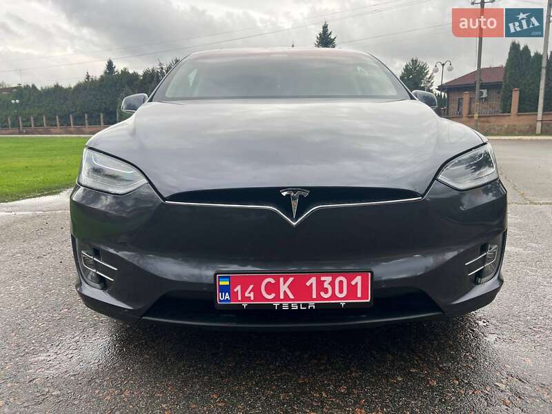 Внедорожник / Кроссовер Tesla Model X 2016 в Киеве