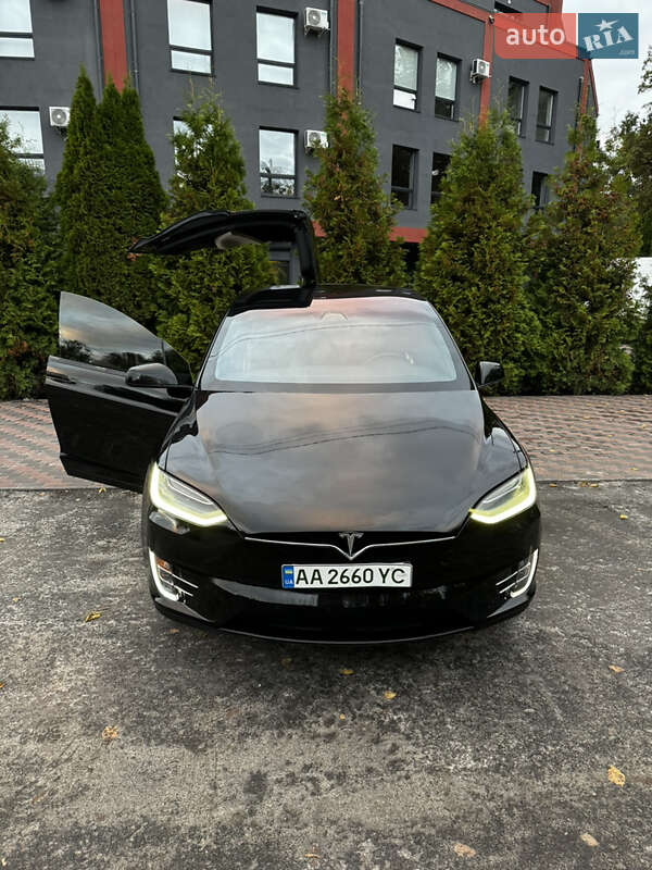 Позашляховик / Кросовер Tesla Model X 2020 в Києві фото 29 Позашляховик / Кросовер Tesla Model X 2020 в Києві