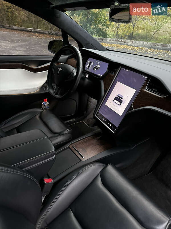 Позашляховик / Кросовер Tesla Model X 2020 в Києві фото 23 Позашляховик / Кросовер Tesla Model X 2020 в Києві