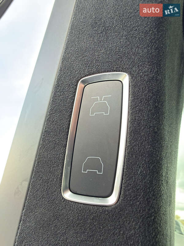 Позашляховик / Кросовер Tesla Model X 2022 в Чернівцях фото 64 Позашляховик / Кросовер Tesla Model X 2022 в Чернівцях