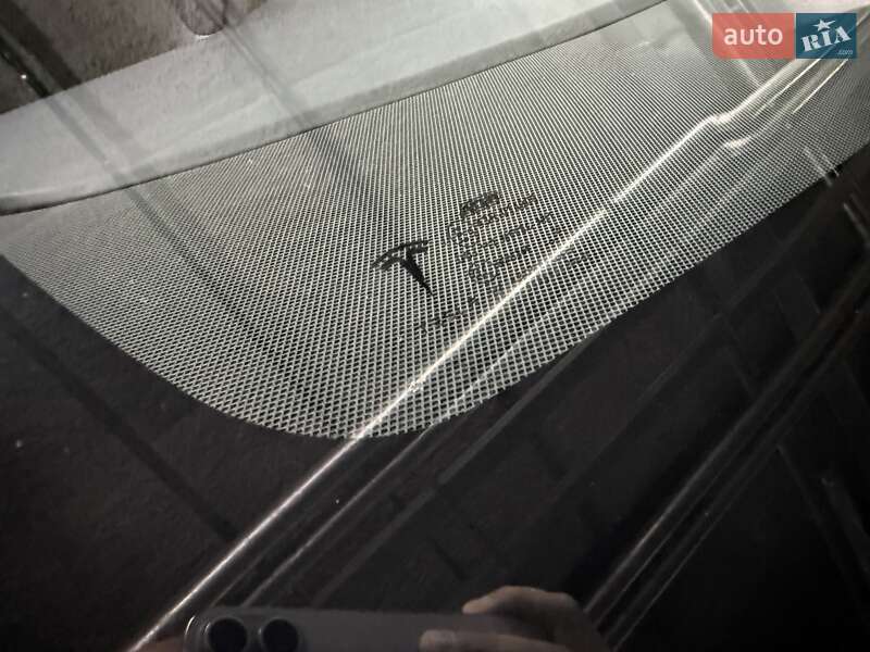 Позашляховик / Кросовер Tesla Model X 2019 в Києві