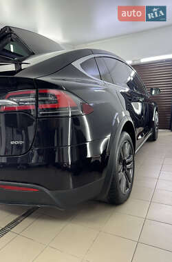Внедорожник / Кроссовер Tesla Model X 2016 в 