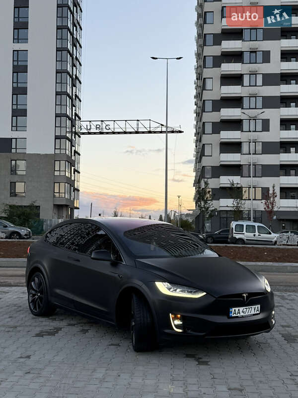 Tesla Model X 2016