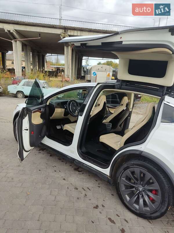 Внедорожник / Кроссовер Tesla Model X 2015 в Львове фото 7 Внедорожник / Кроссовер Tesla Model X 2015 в Львове