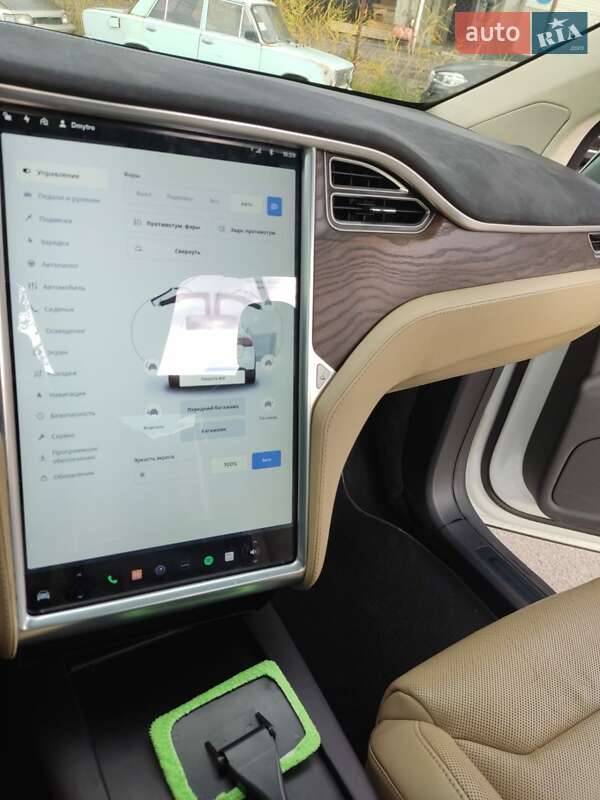 Внедорожник / Кроссовер Tesla Model X 2015 в Львове фото 28 Внедорожник / Кроссовер Tesla Model X 2015 в Львове