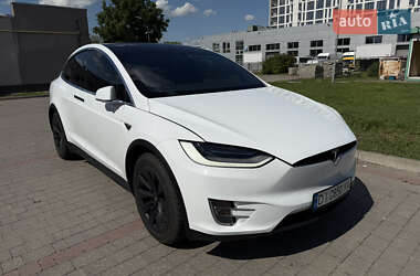 Позашляховик / Кросовер Tesla Model X 2016 в Івано-Франківську