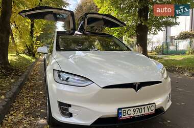 Позашляховик / Кросовер Tesla Model X 2018 в  фото 10 Позашляховик / Кросовер Tesla Model X 2018 в