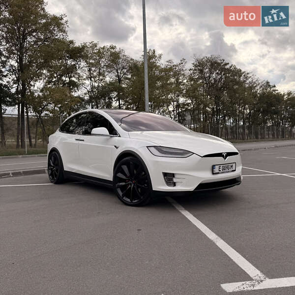 Внедорожник / Кроссовер Tesla Model X 2017 в Днепре