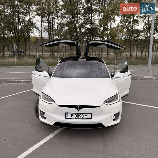 Внедорожник / Кроссовер Tesla Model X 2017 в Днепре