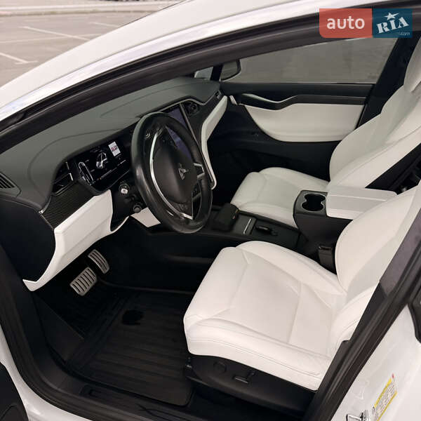 Внедорожник / Кроссовер Tesla Model X 2017 в Днепре