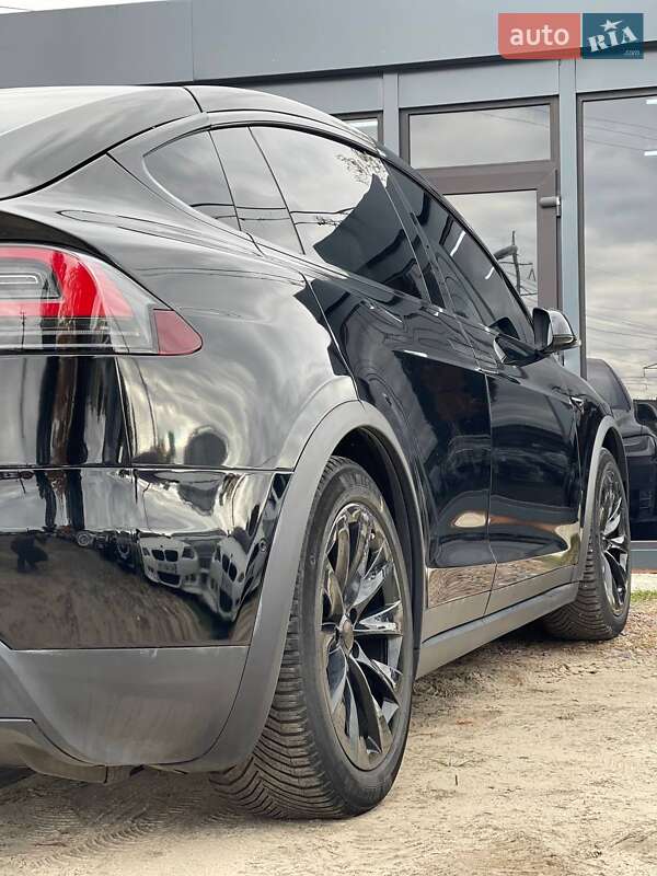Внедорожник / Кроссовер Tesla Model X 2018 в Киеве