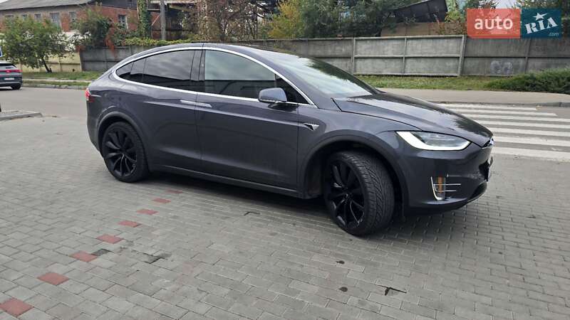 Внедорожник / Кроссовер Tesla Model X 2019 в Кропивницком
