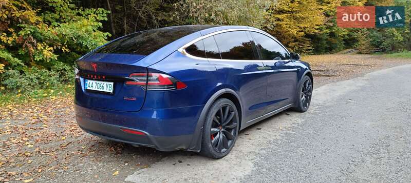 Внедорожник / Кроссовер Tesla Model X 2016 в Галиче