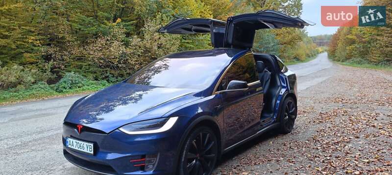 Внедорожник / Кроссовер Tesla Model X 2016 в Галиче