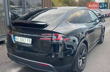Позашляховик / Кросовер Tesla Model X 2023 в 