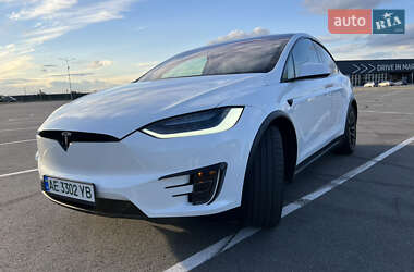 Внедорожник / Кроссовер Tesla Model X 2018 в 