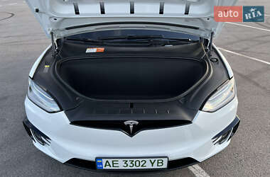 Внедорожник / Кроссовер Tesla Model X 2018 в 