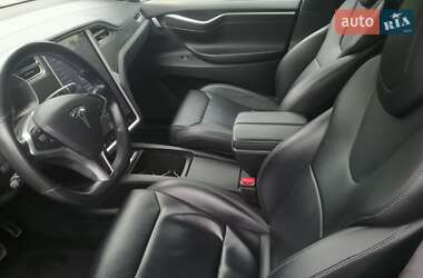 Позашляховик / Кросовер Tesla Model X 2017 в 