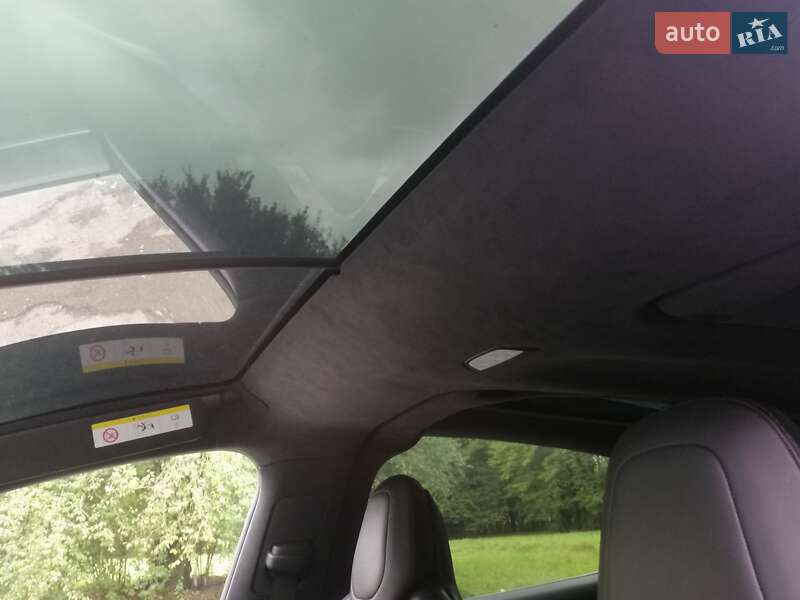 Внедорожник / Кроссовер Tesla Model X 2017 в Ивано-Франковске