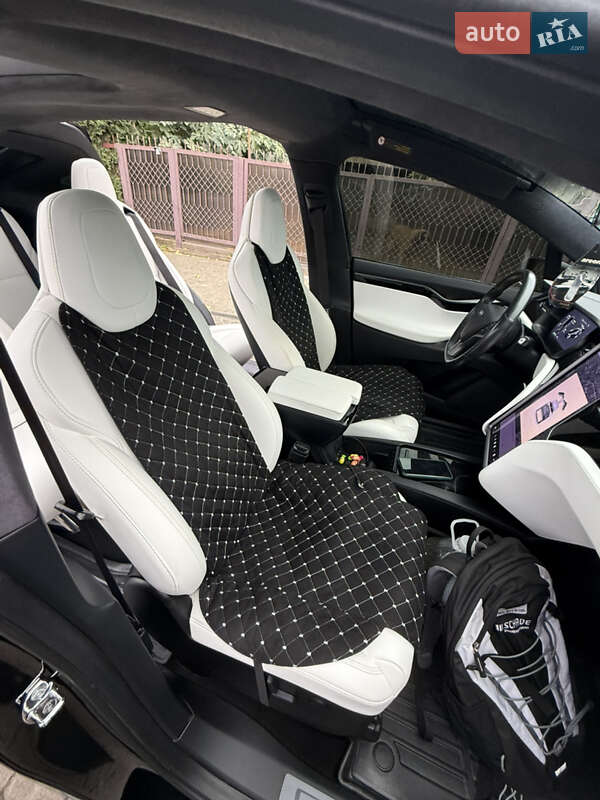 Позашляховик / Кросовер Tesla Model X 2019 в Львові