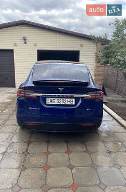 Внедорожник / Кроссовер Tesla Model X 2017 в 
