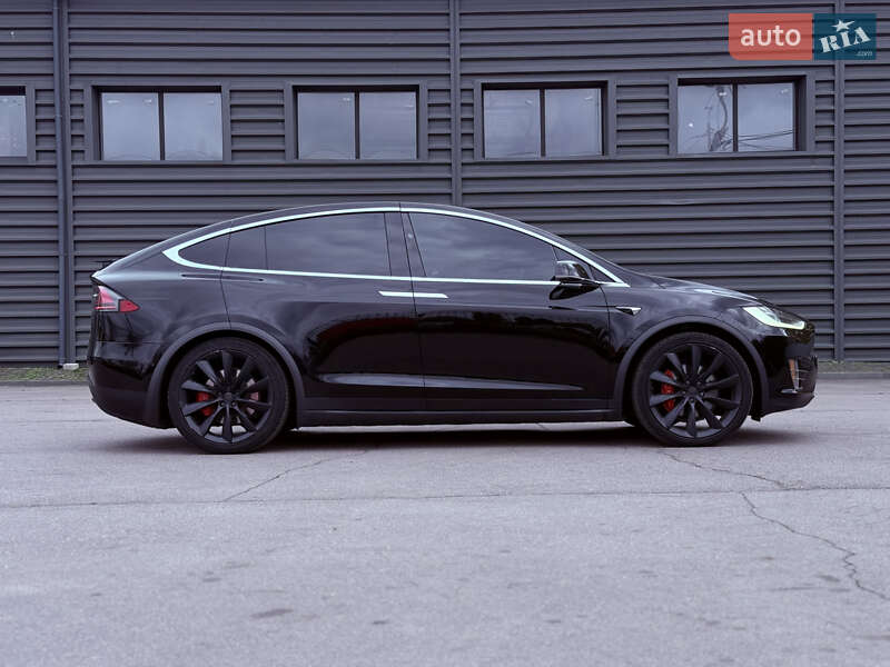 Внедорожник / Кроссовер Tesla Model X 2020 в Сумах
