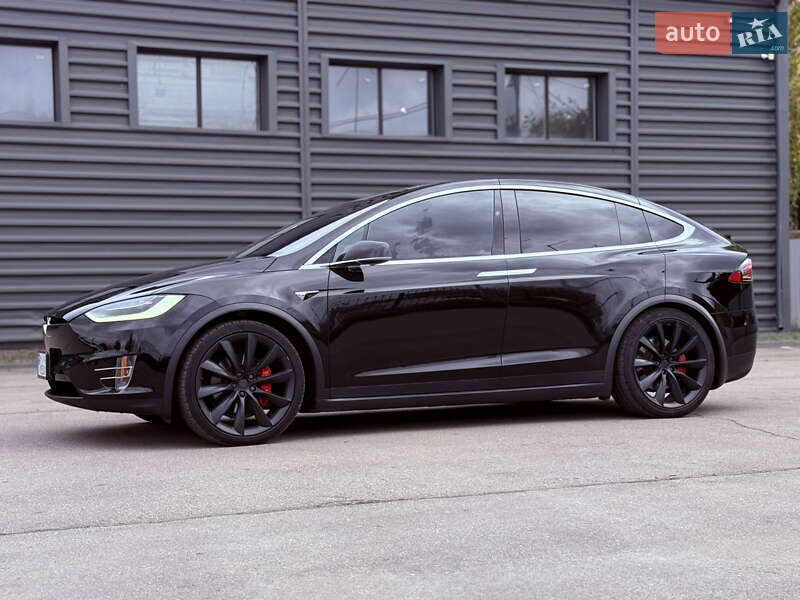 Внедорожник / Кроссовер Tesla Model X 2020 в Сумах