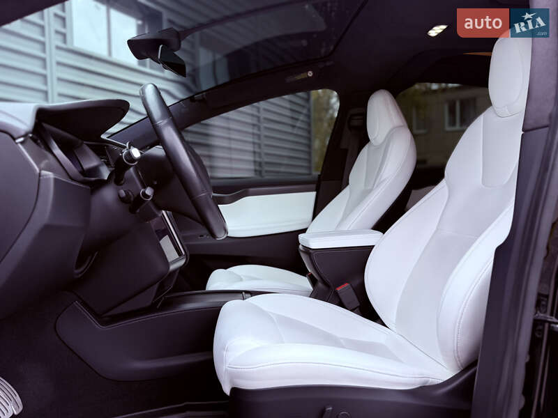 Внедорожник / Кроссовер Tesla Model X 2020 в Сумах