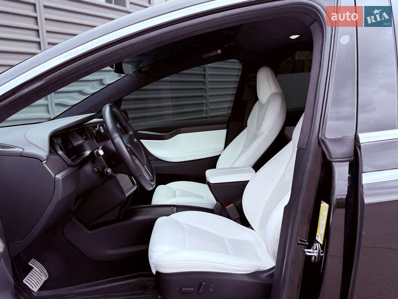 Внедорожник / Кроссовер Tesla Model X 2020 в Сумах