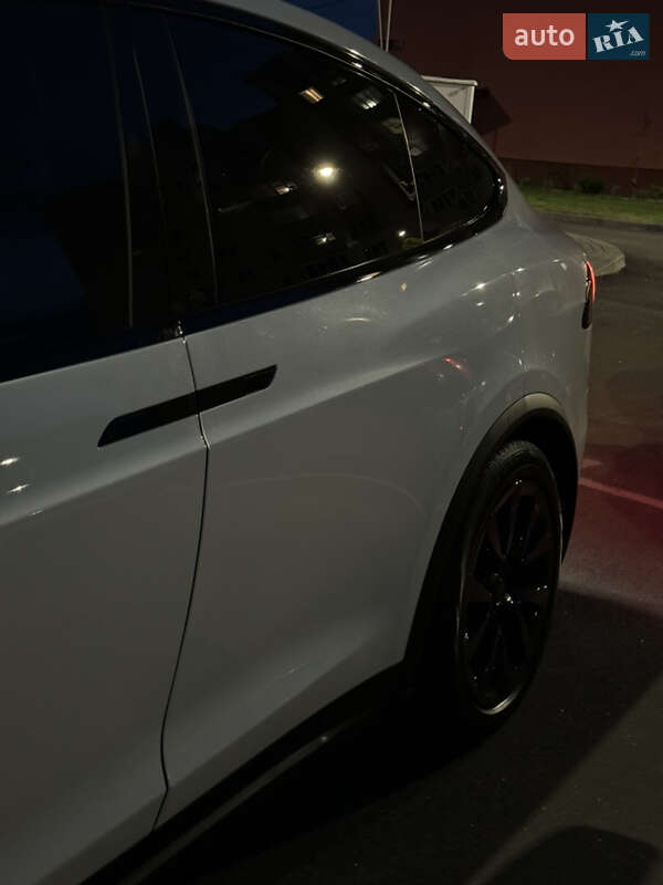 Позашляховик / Кросовер Tesla Model X 2023 в Вінниці
