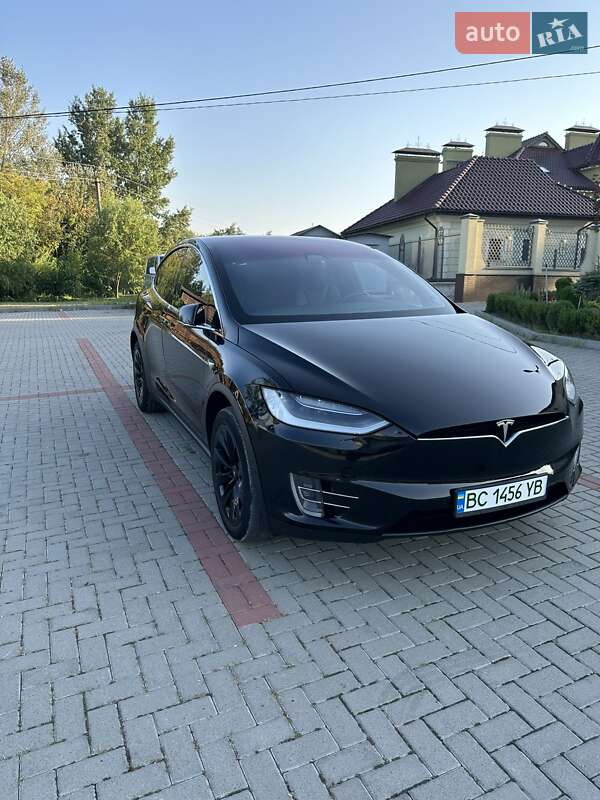 Внедорожник / Кроссовер Tesla Model X 2017 в Золочеве фото 11 Внедорожник / Кроссовер Tesla Model X 2017 в Золочеве