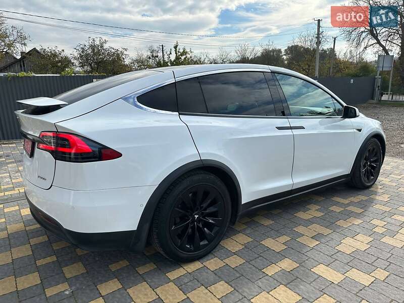 Внедорожник / Кроссовер Tesla Model X 2016 в Львове фото 6 Внедорожник / Кроссовер Tesla Model X 2016 в Львове