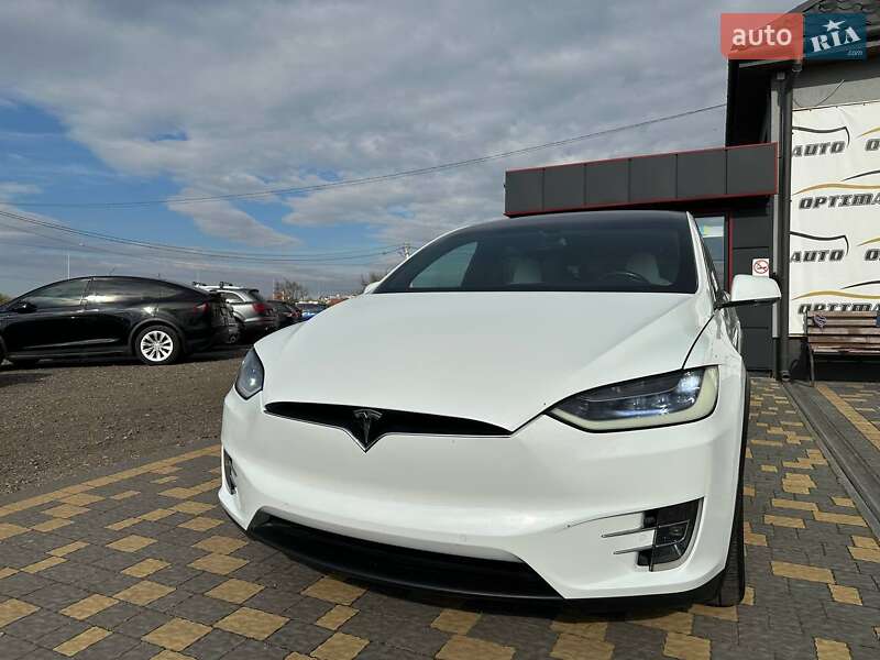 Внедорожник / Кроссовер Tesla Model X 2016 в Львове фото 14 Внедорожник / Кроссовер Tesla Model X 2016 в Львове